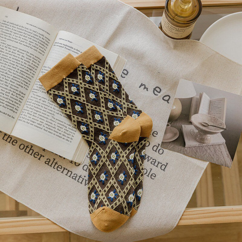 Floral wool socks