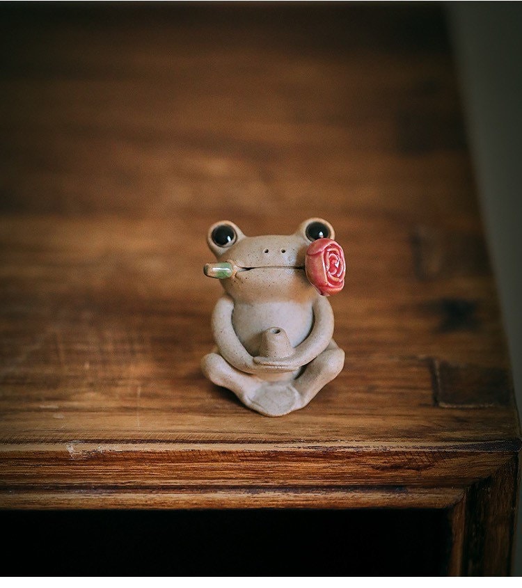 Gohobi Handmade incense holder Ceramic frog Incense stick holder Gongfu tea Japanese Chado