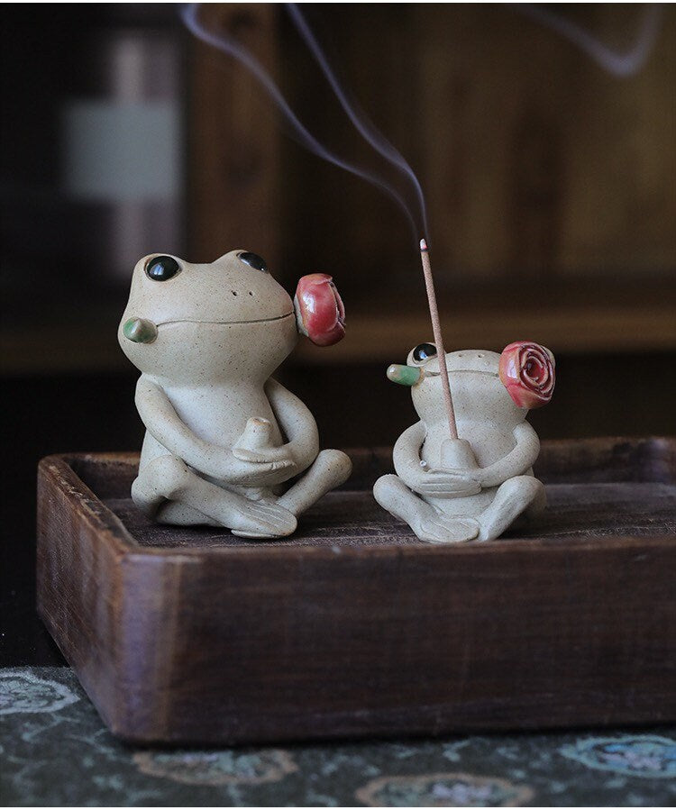Gohobi Handmade incense holder Ceramic frog Incense stick holder Gongfu tea Japanese Chado