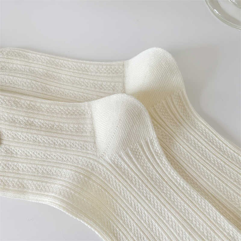 Black and white floral cotton socks gift Women Winter Socks gift flowers Korean Japanese