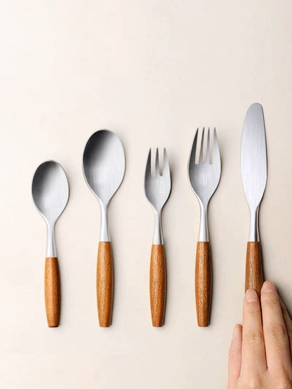 Gohobi a set of 5 luxury high quality stonewashed wooden teak handle cutlery set 100% stainless steel cutlery set